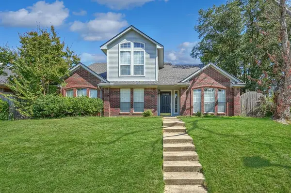 5806 Beacon Drive, Rowlett, TX 75089