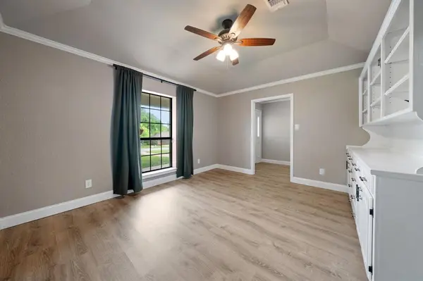 1814 Lakeridge Drive, Weatherford, TX 76087