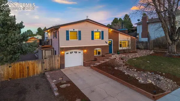 6347 E Wicklow CIR, Colorado Springs, CO 80918