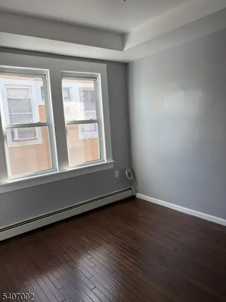 3 Mass Ct, Passaic City, NJ 07055