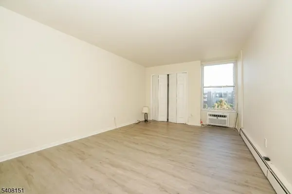 1 River Rd #3G, Nutley Twp., NJ 07110