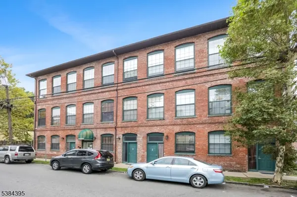 105 Marion St #18, Paterson City, NJ 07522