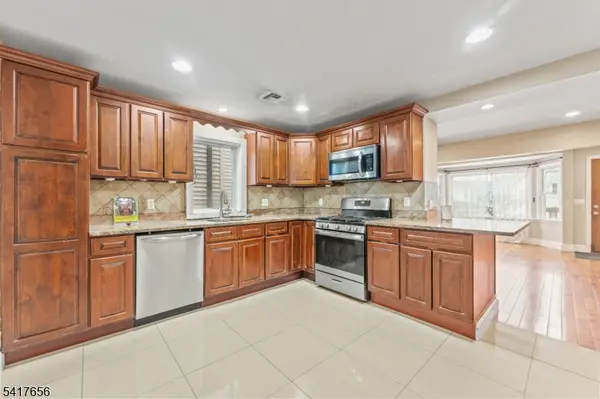 3 Sisco Pl, Clifton City, NJ 07011