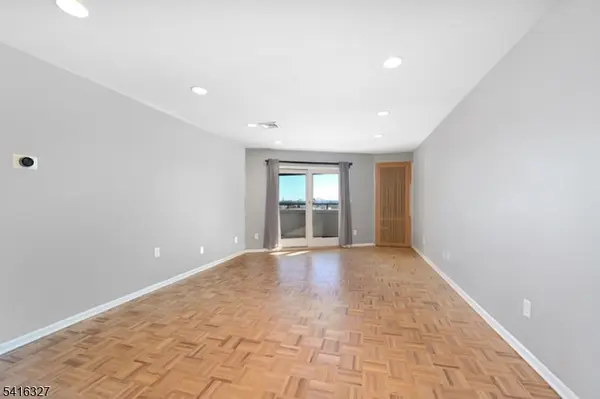 41-51 Wilson Ave #D6, Newark City, NJ 07105