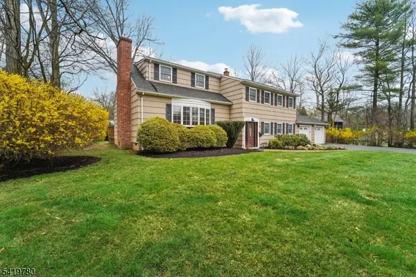 64 Hampton Dr, Berkeley Heights Twp., NJ 07922