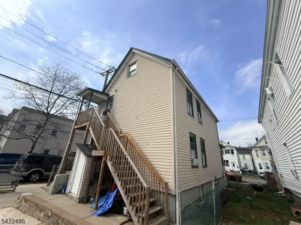 383 Highland Ave, Passaic City, NJ 07055