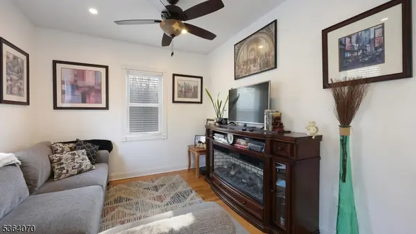 131 Charles Rd, Warren Twp., NJ 07059