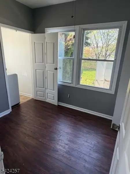 109 W 11Th St, Linden City, NJ 07036