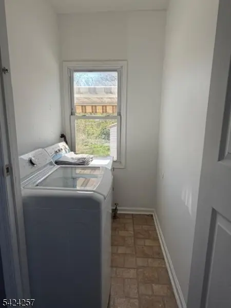 109 W 11Th St, Linden City, NJ 07036