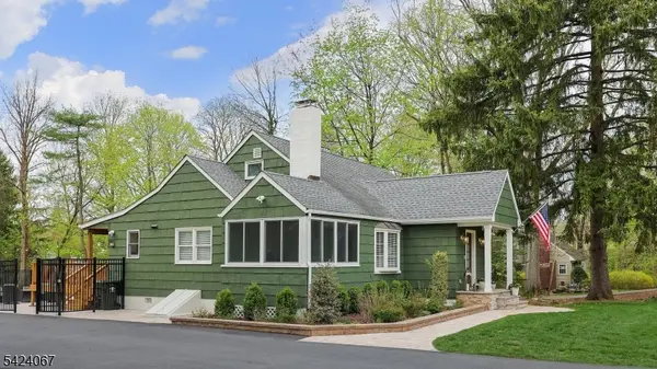 134 W Oak St, Bernards Twp., NJ 07920