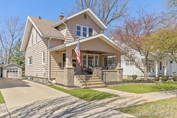 24 Pine ST, Zeeland City, MI 49464