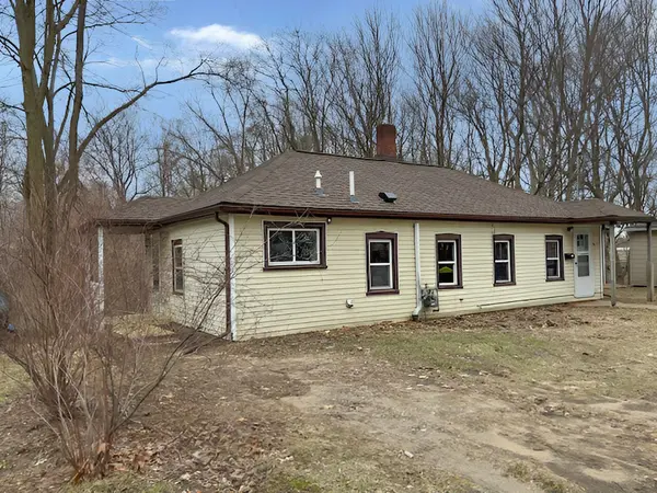 207 N Osmun ST, Greenville, MI 48838