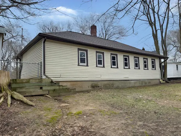 207 N Osmun ST, Greenville, MI 48838