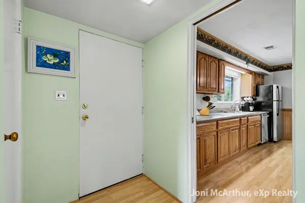 805 S Merry Lane TER, Greenville, MI 48838