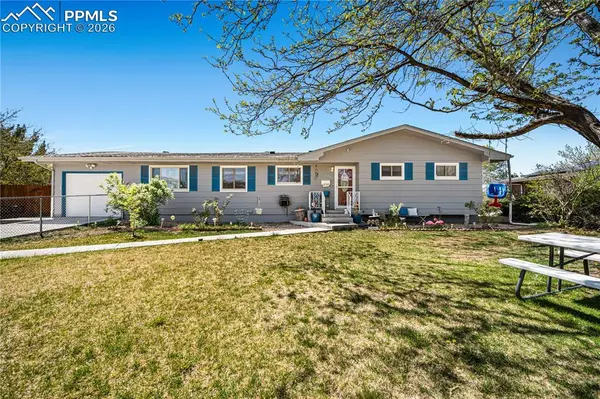 4011 Valley DR, Pueblo, CO 81008