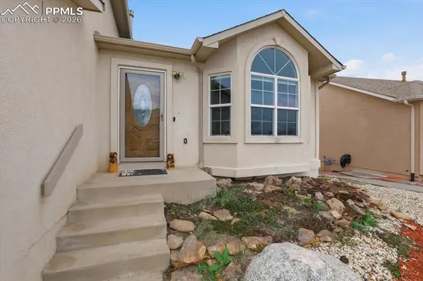 6762 Wild Indigo DR, Colorado Springs, CO 80923