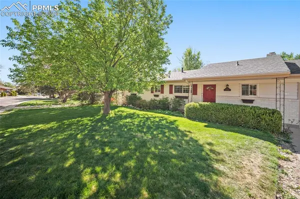 1011 Milky WAY, Colorado Springs, CO 80905