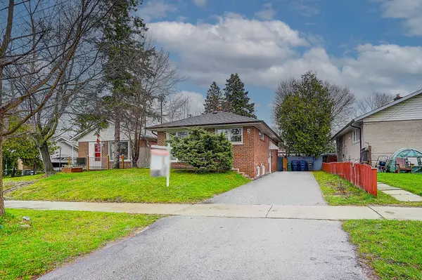 3 Botany Hill RD, Toronto E09, ON M1G 3K1