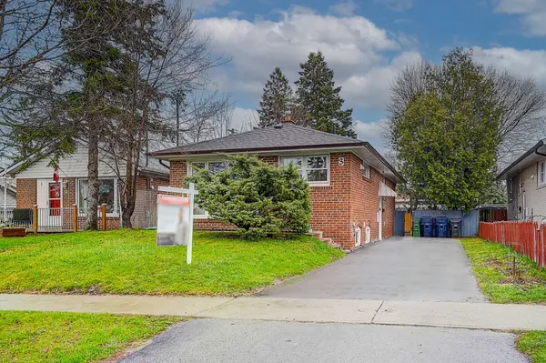 3 Botany Hill RD, Toronto E09, ON M1G 3K1