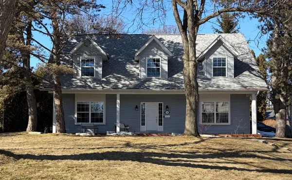 54 Starlight CRES, Richmond Hill, ON L4C 4X5