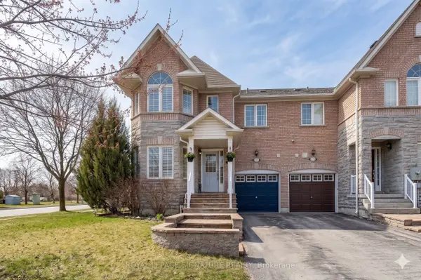65 Red River CRES, Newmarket, ON L3X 2X2