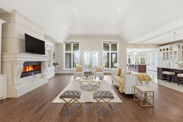 37 Greenan RD, Whitchurch-stouffville, ON L4A 3H7