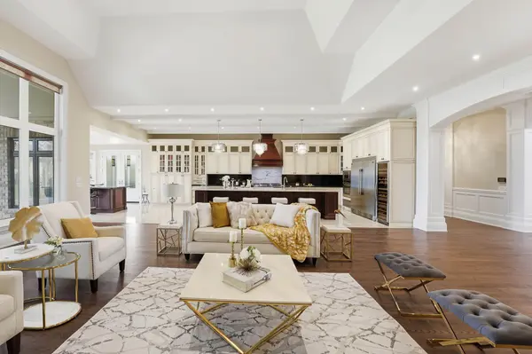 37 Greenan RD, Whitchurch-stouffville, ON L4A 3H7