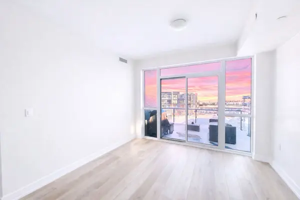 375 Sea Ray AVE #345, Innisfil, ON L9S 0N9