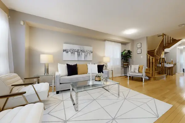 139 Ascalon DR, Vaughan, ON L6A 0M4