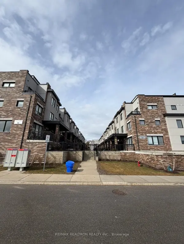 60 Baynes WAY #12, Bradford West Gwillimbury, ON L6G 0E3