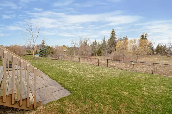 73 Findlay DR, Collingwood, ON L9Y 0G6