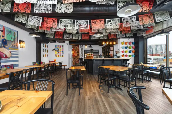 37 Dunlop ST W #Mexhico Restaurant, Barrie, ON L4N 1A1