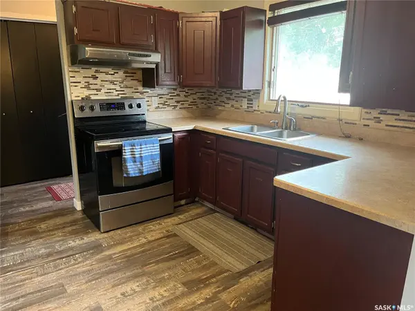 206 3rd AVENUE, Caronport, SK S0H 0S0