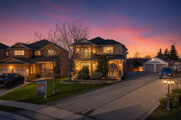 96 Porchlight RD, Brampton, ON L6X 4R9