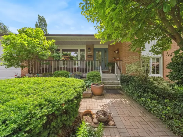 18 Claypine TRL, Brampton, ON L6V 3L9