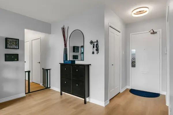 551 The West Mall N/A #1517, Toronto W08, ON M9C 1G7