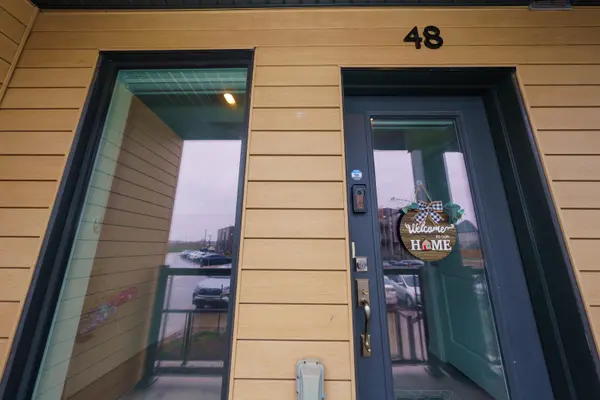 261 Woodbine AVE ##48, Kitchener, ON N2R 0S7