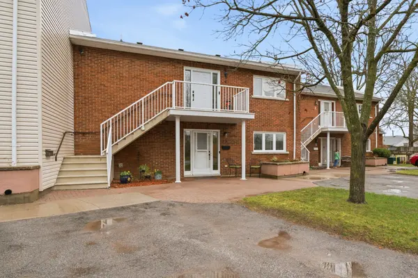 179 Herchimer AVE #3, Belleville, ON K8N 4G7