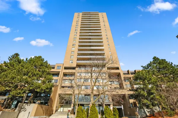 515 St Laurent BLVD #2012, Manor Park - Cardinal Glen And Area, ON K1L 3X5