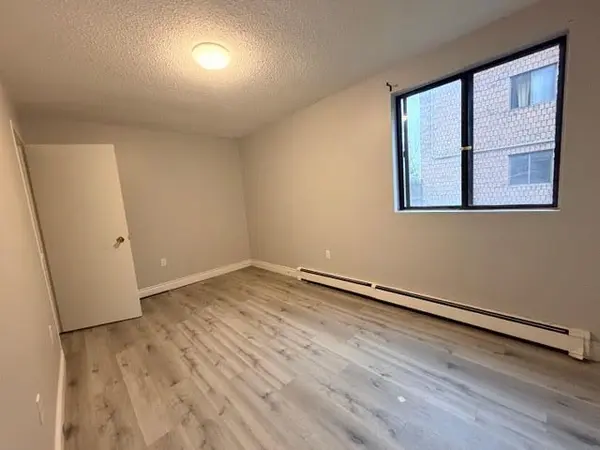 43 Taylor AVE #101, Chatham-kent, ON N7L 2T4