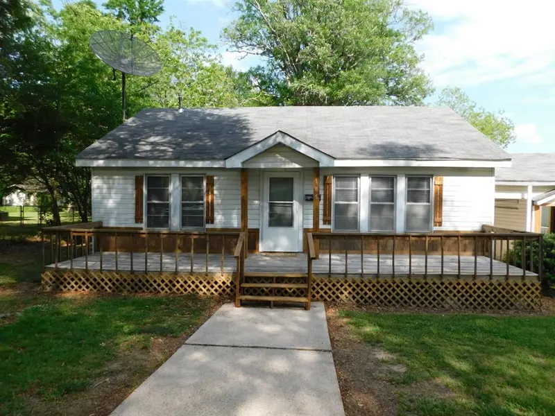 105 NW 2nd, Springhill, LA 71075