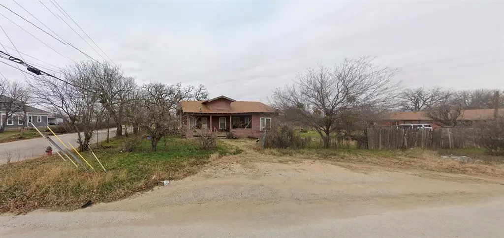 2704 Simmons Street, Abilene, TX 79601