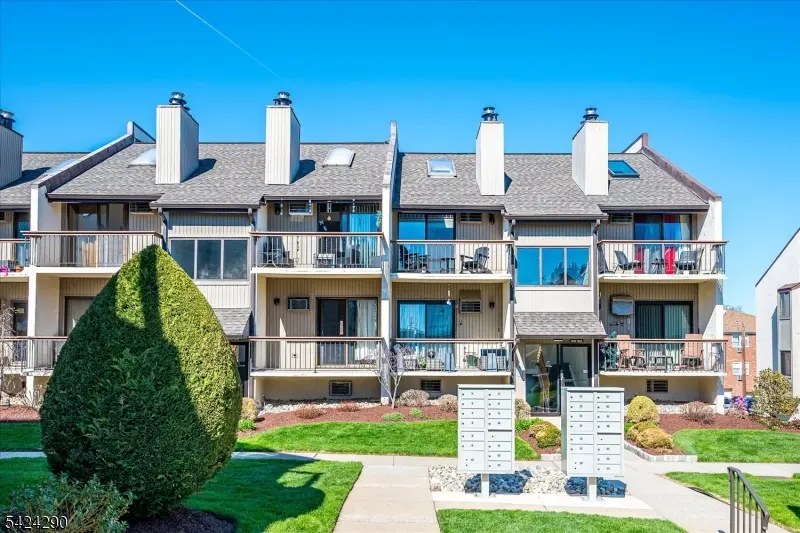 302 Hackensack St #310, Wood-ridge Boro, NJ 07073