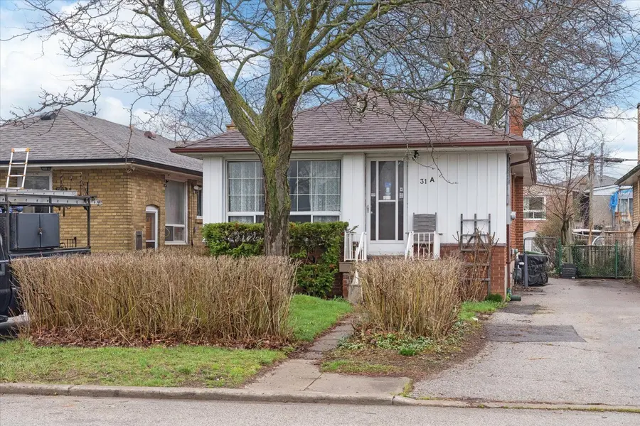 31A Laurel AVE, Toronto E04, ON M1K 3J3