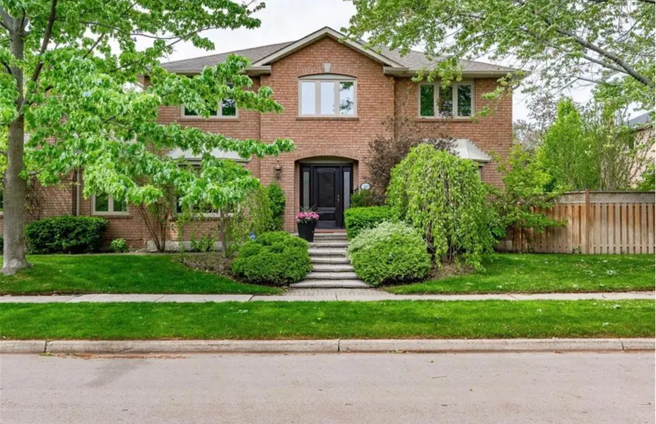 500 BLENHEIM CRES, Oakville, ON L6J 6P7