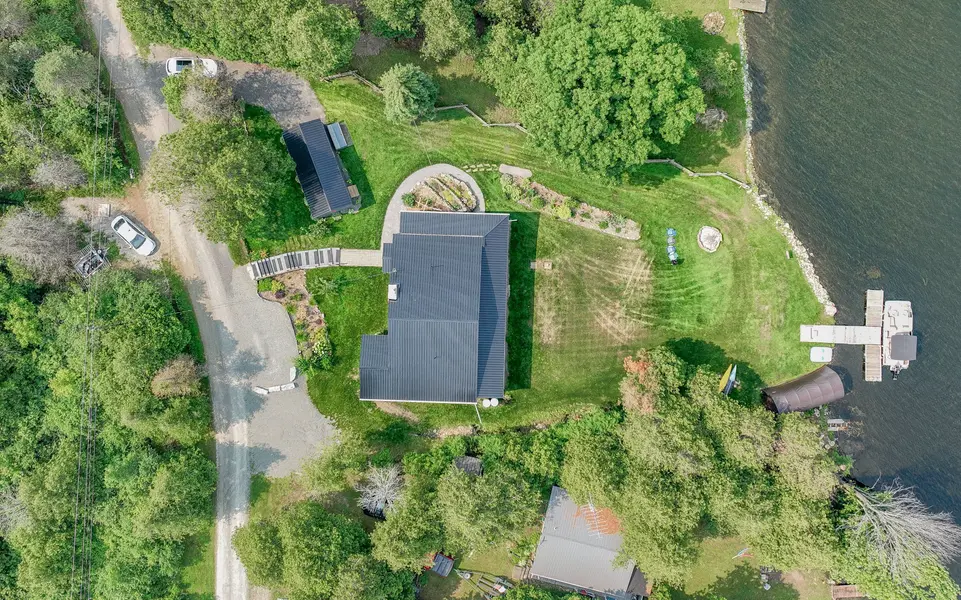 40 Chant TER, Front Of Yonge, ON K0E 1R0