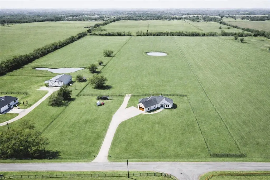 2415 Bucksnort Road, Van Alstyne, TX 75495