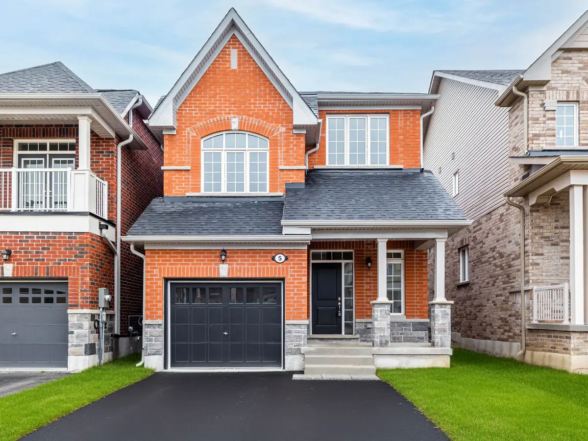 5 Wayne Allison DR, Georgina, ON L0E 1R0