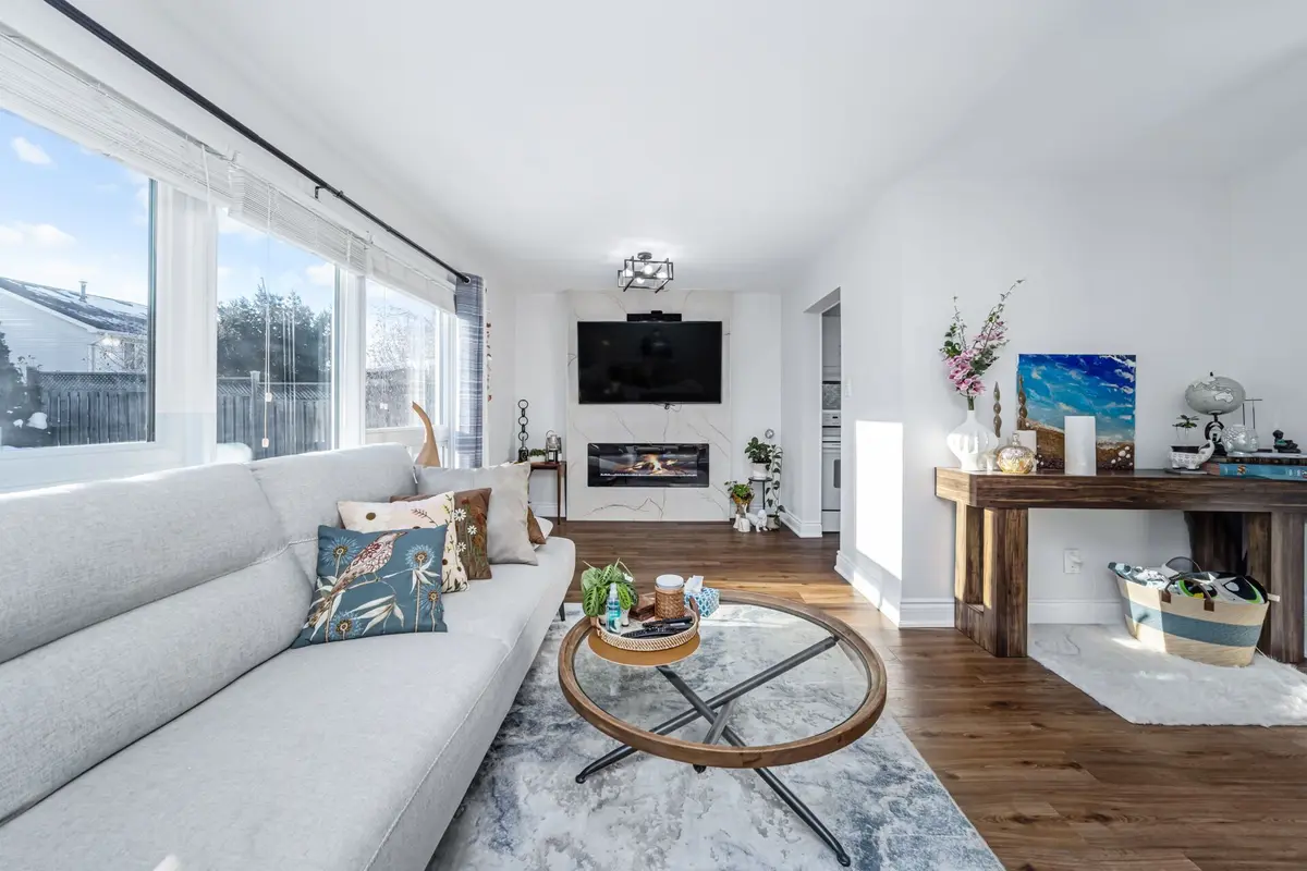 273 Hansen RD N, Brampton, ON L6V 2T5