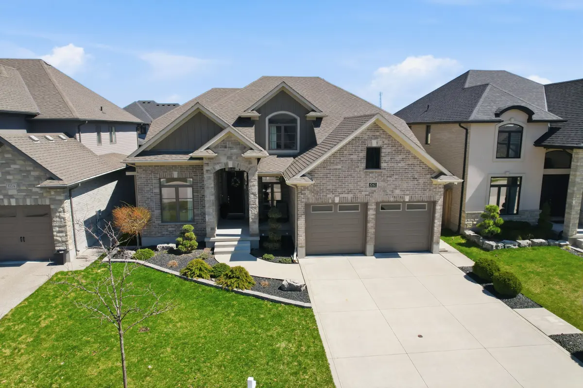 1042 Melsetter WAY, London North, ON N6G 0S5